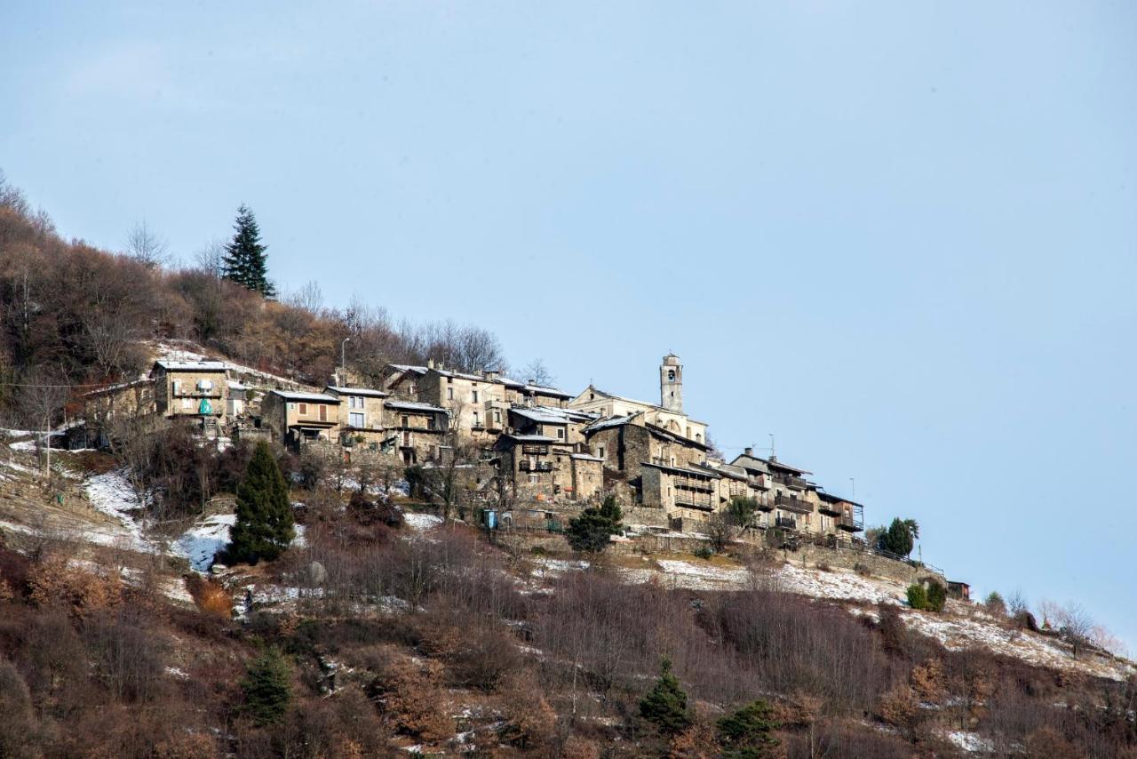 Hotel Bed & Rooms , Corte Rossa -1 Min Walk To Bernina Express Tirano Extérieur photo