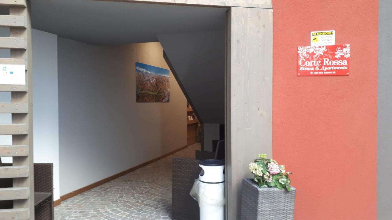 Hotel Bed & Rooms , Corte Rossa -1 Min Walk To Bernina Express Tirano Extérieur photo