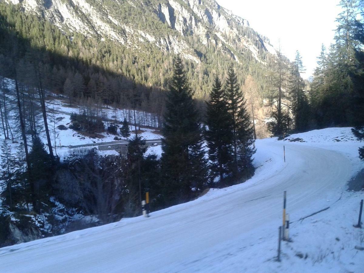 Hotel Bed & Rooms , Corte Rossa -1 Min Walk To Bernina Express Tirano Extérieur photo
